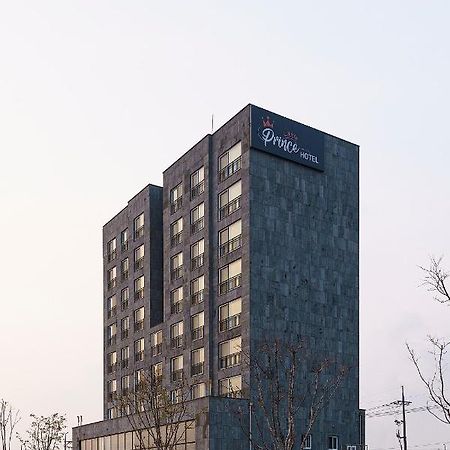 Little Prince Hotel Гунсан Екстериор снимка