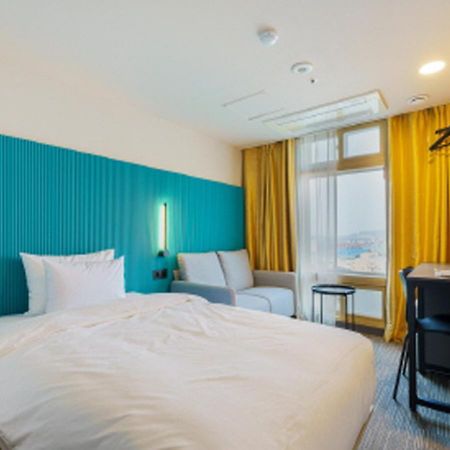 Little Prince Hotel Гунсан Екстериор снимка