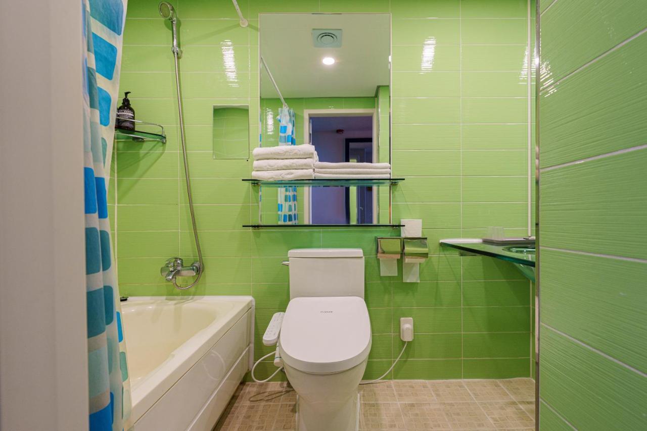 Little Prince Hotel Гунсан Екстериор снимка