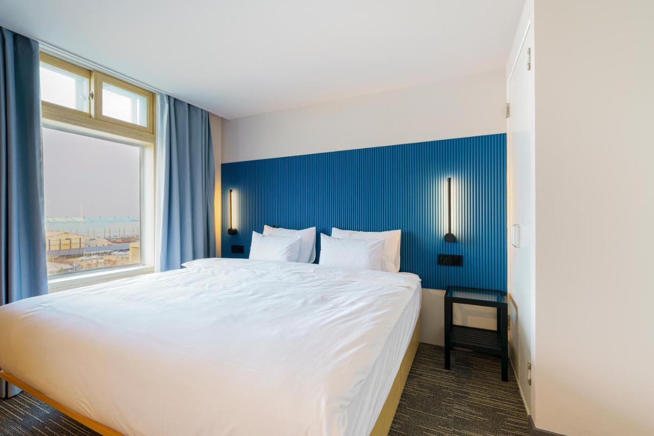 Little Prince Hotel Гунсан Екстериор снимка